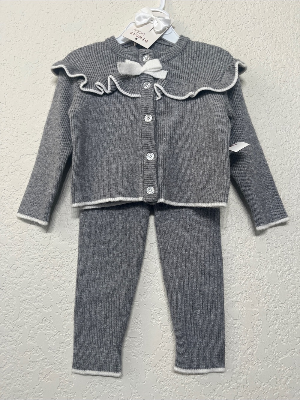Toddler Girl 18 Months Knit Ruffle Matching Set with Bow - Grey